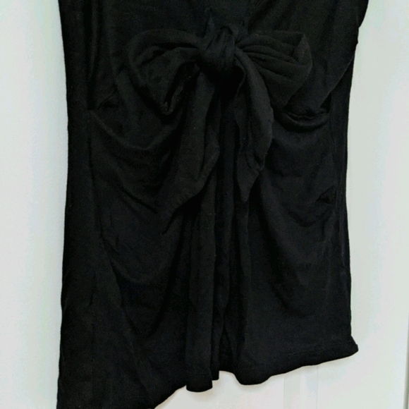 Ann Taylor Black Sleeveless Top with Front Tie - Picture 2 of 7